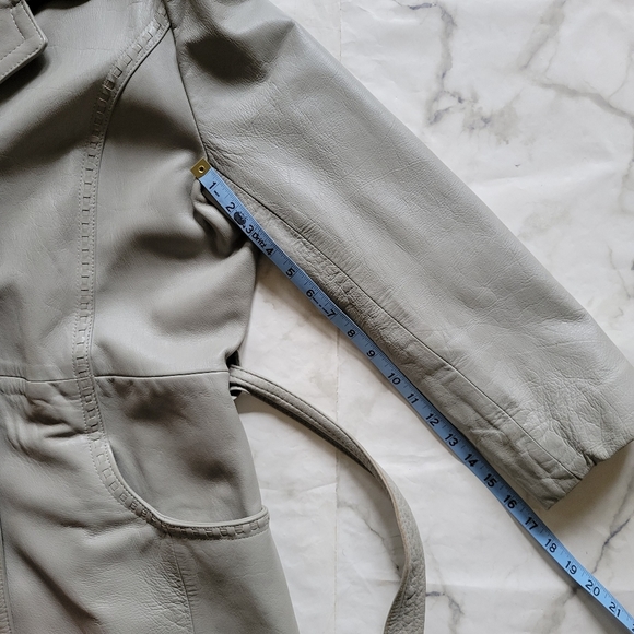 Vintage Grey Leather Belted Trench Coat 24K by Dan di Modes - Picture 15 of 16